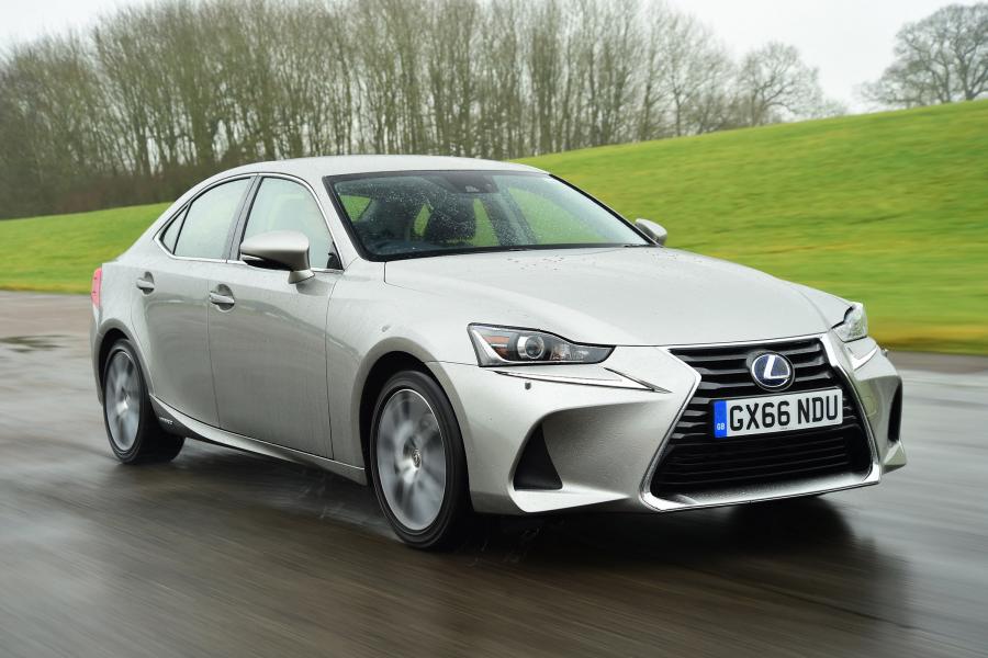  Lexus IS300h 2016 года  (UK) (фото 4 из 9)